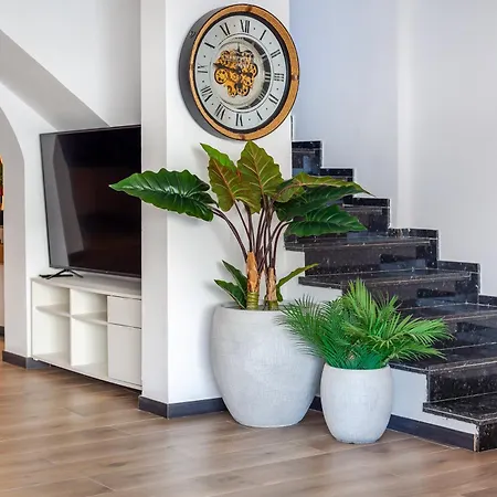 Casa Boss Modern With Pool And Air Conditioning Porto Rico