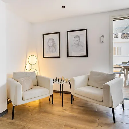 Casa de Férias Casa Boss Modern With Pool And Air Conditioning *