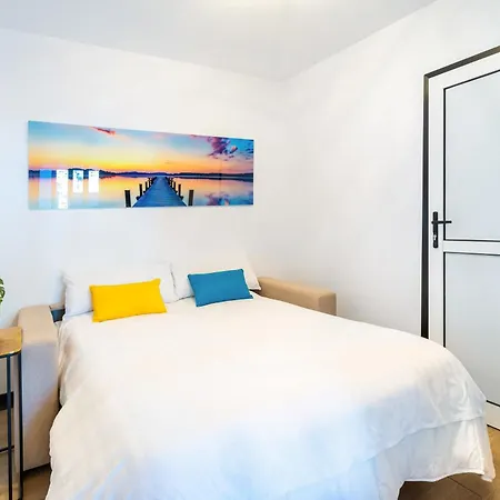 Casa Boss Modern With Pool And Air Conditioning