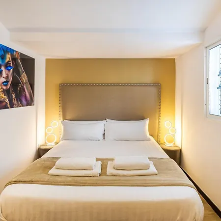 Casa Boss Modern With Pool And Air Conditioning Holiday home *