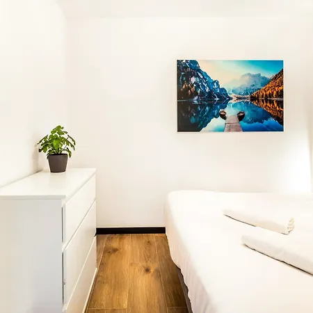Casa Boss Modern With Pool And Air Conditioning Holiday home *